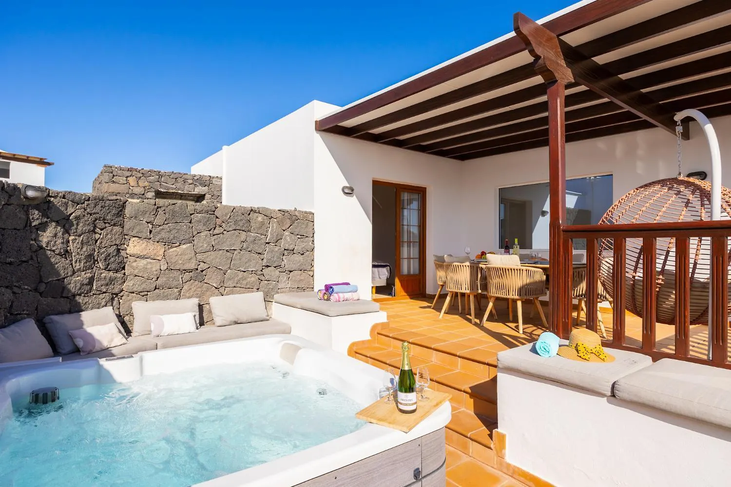 Villa Saona Playa Blanca  0*, Playa Blanca (Lanzarote)